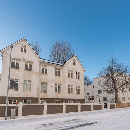 Day Dream Central Akureyri Three Bedroom Apt Extérieur photo