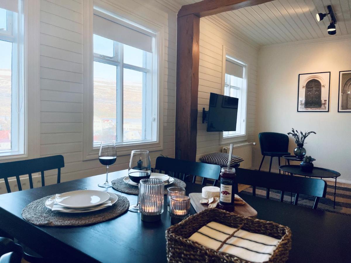 Day Dream Central Akureyri Three Bedroom Apt Extérieur photo