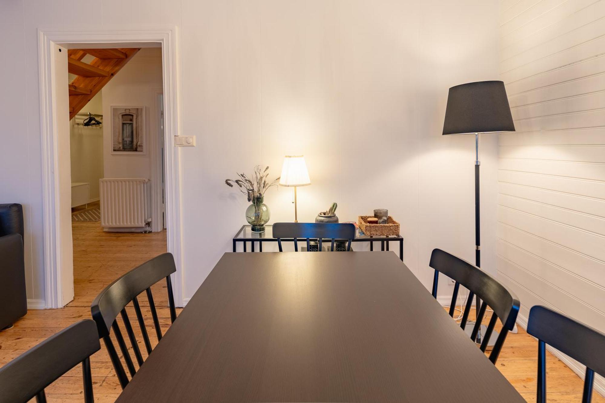 Day Dream Central Akureyri Three Bedroom Apt Extérieur photo