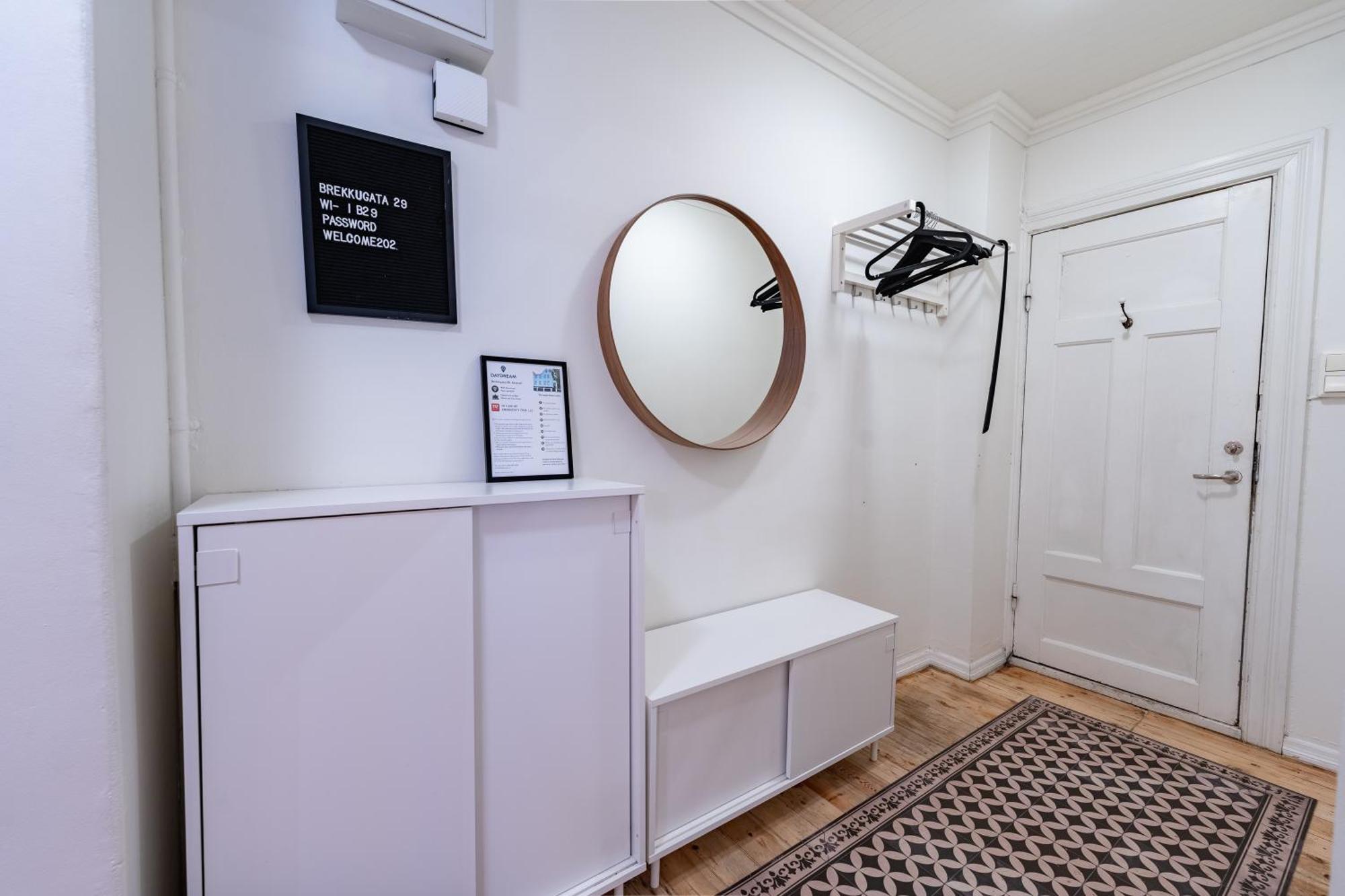 Day Dream Central Akureyri Three Bedroom Apt Extérieur photo